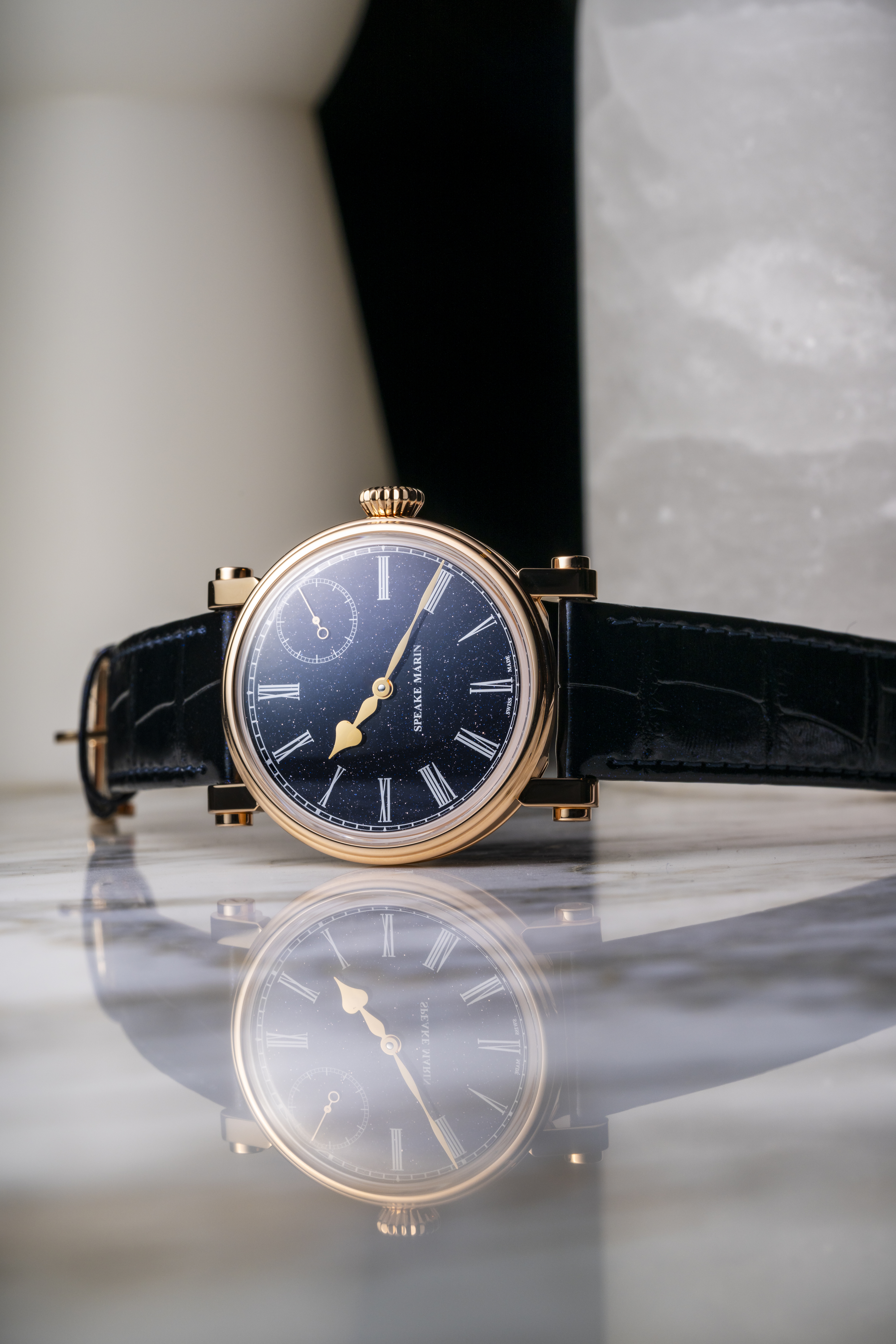 Resilience Midnight Gold