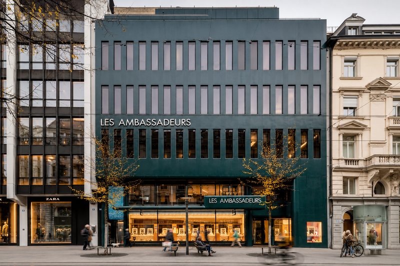 Les Ambassadeurs boutiques opening