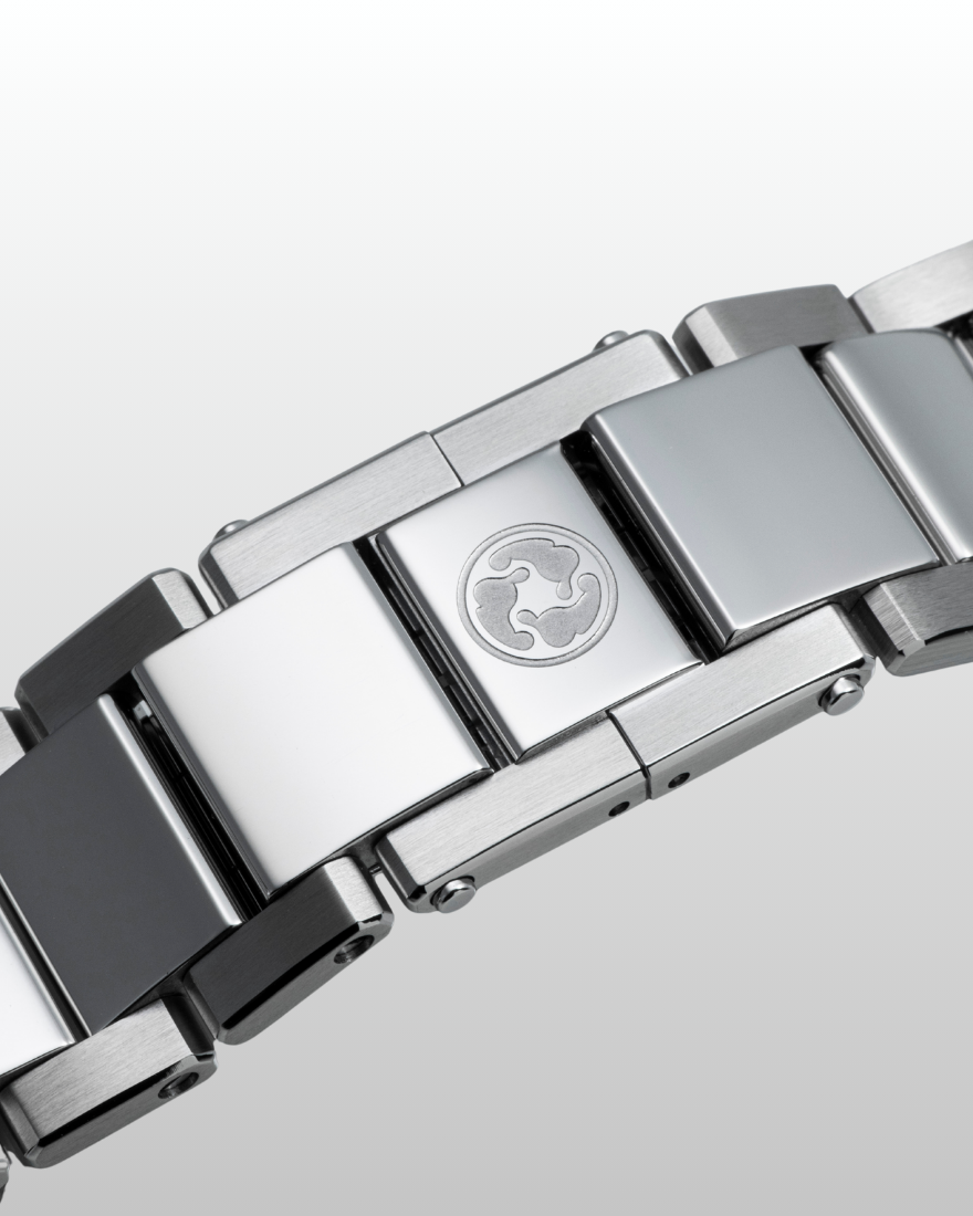 Folding buckle with micro-adjustment